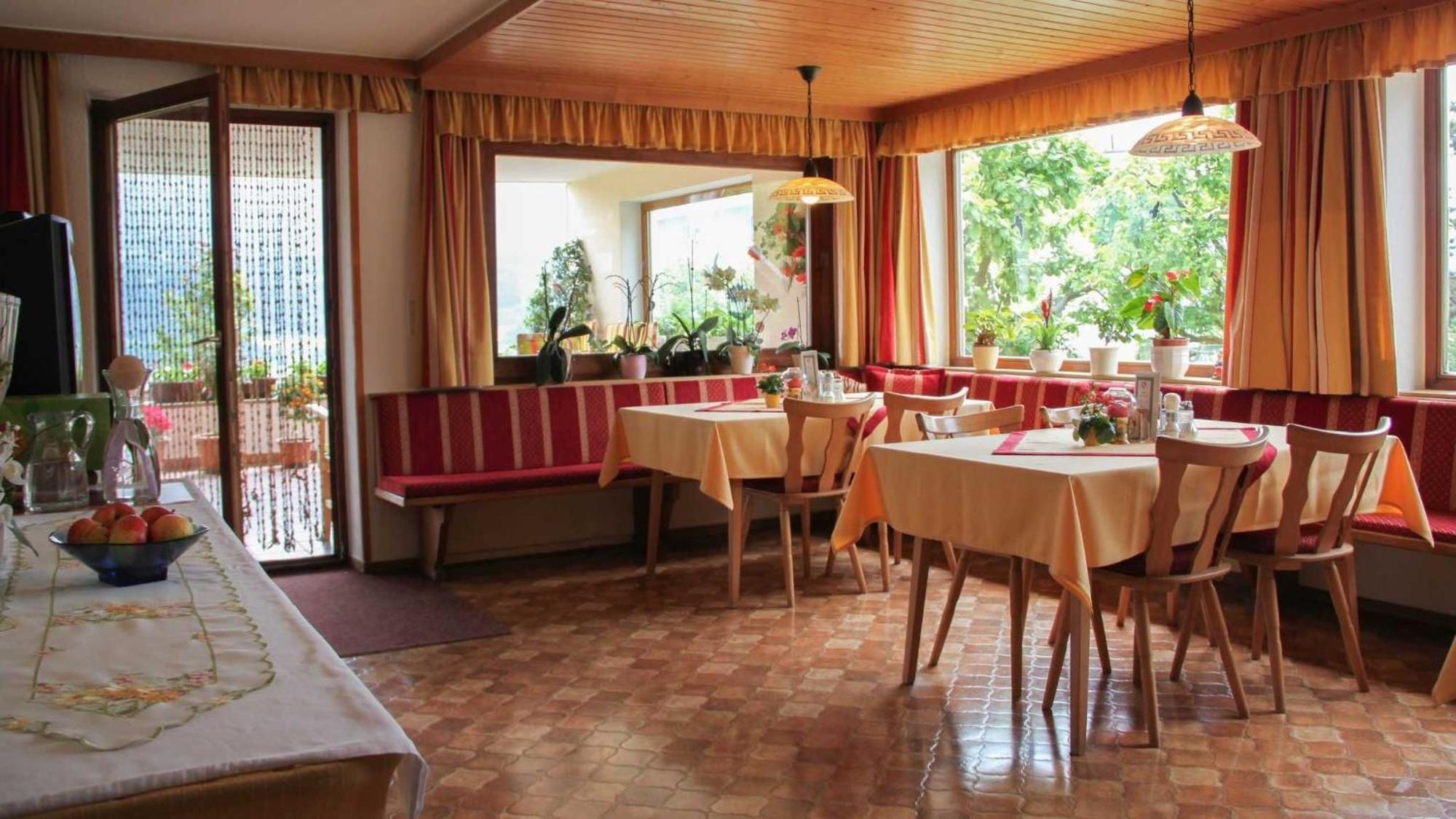 טהאור Gaestehaus Sonnenheim מראה חיצוני תמונה